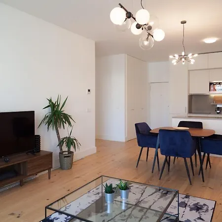 Апартаменты Flh Cais Sodre Design Flat *